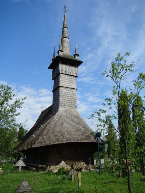 Église en bois de Rogoz