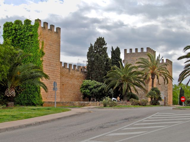 Tours des murailles d'Alcudia