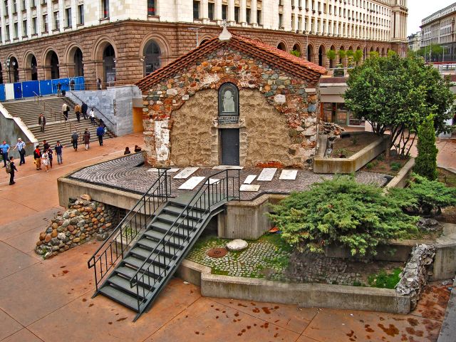 Église Sveta Petka Samardjiiska, Sofia