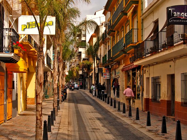 Rue pavée de Fuengirola