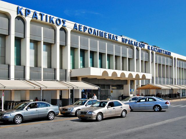 Aéroport international d'Héraklion Níkos-Kazantzákis