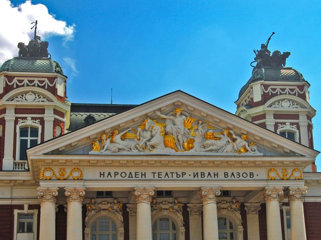 Façade du théâtre national Ivan Vazov à Sofia