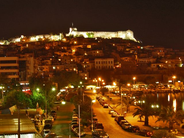 Forteresse de Kavala de nuit