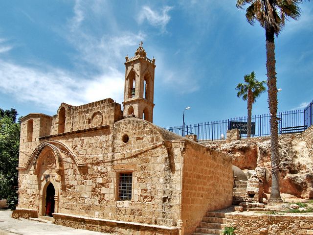 Vieille église du monastère Agia Napa