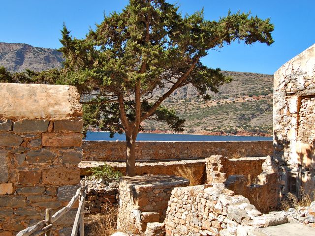 Vieux murs de Spinalonga