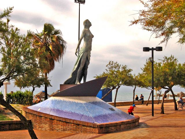 Statue sur la Promenade