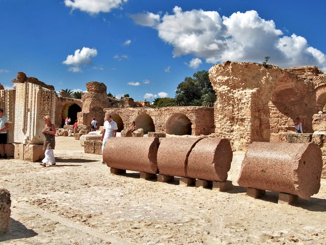 Touristes à Carthage