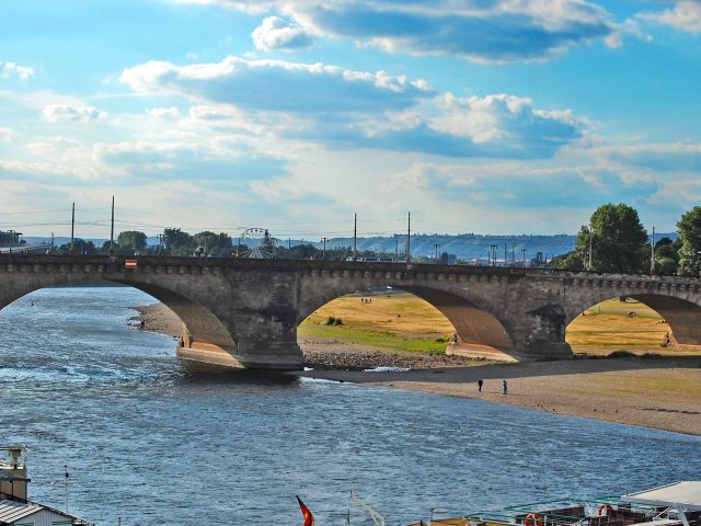 Pont Auguste