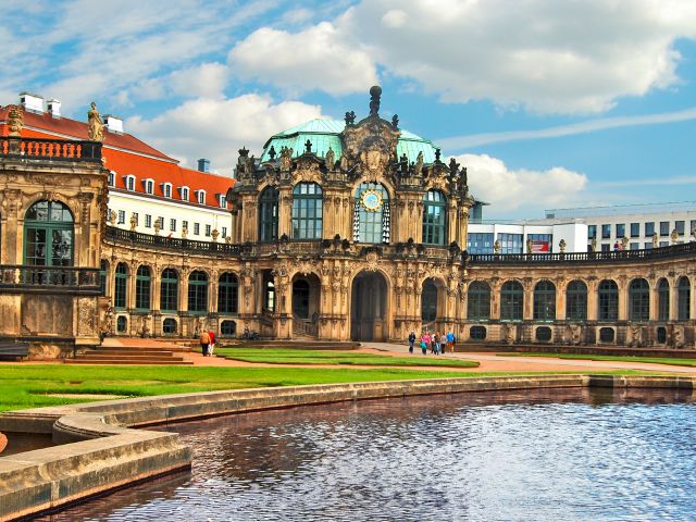 Bâtiment à Zwinger, Dresde