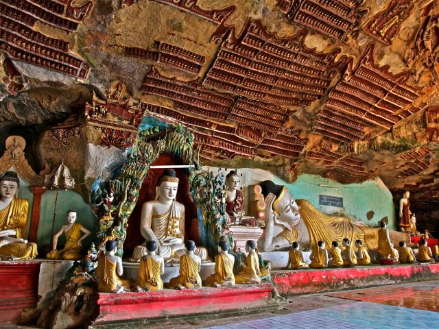Bouddha allongé, grotte Kaw Gun
