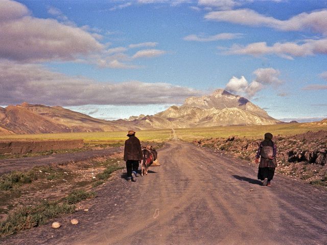 Sur la route de Tingri au Tibet