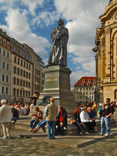 Statue de Martin Luther, Dresde