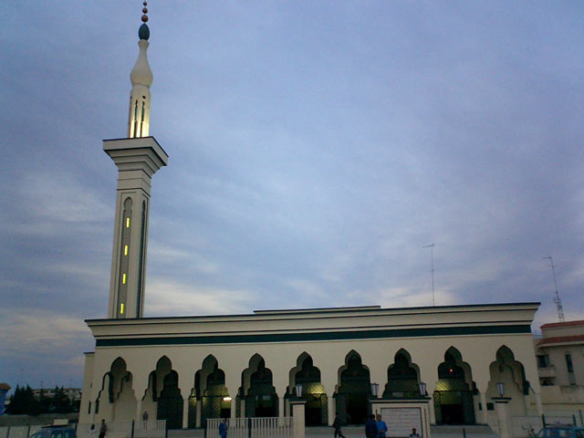 Modern mosque