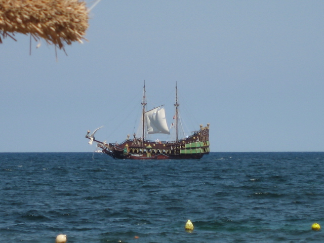 Boat of pirates