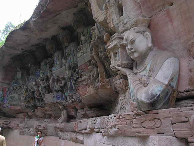 Chinese religious sculptures