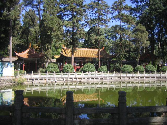 Huating temple