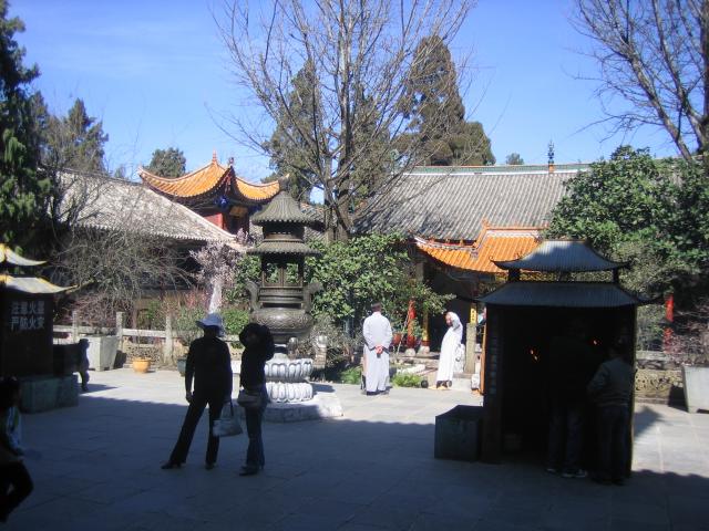 Temple Huating