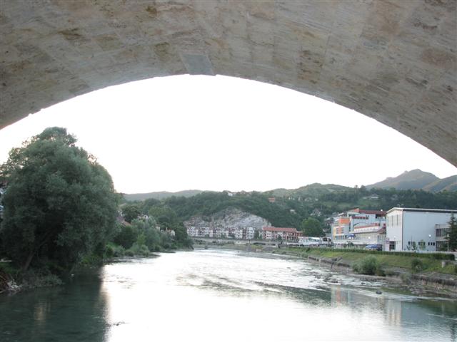 under Stari most