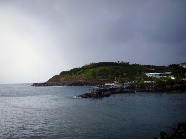 Santa Cruz coast