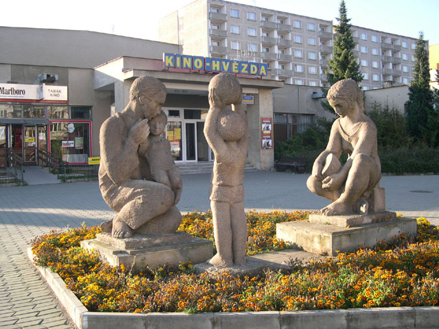 Family statue