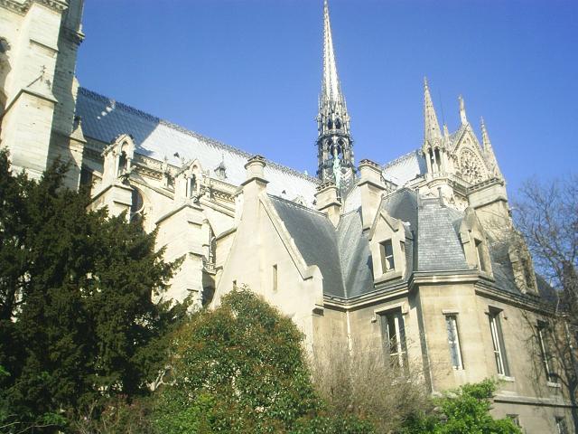 Side view of Notre Dame