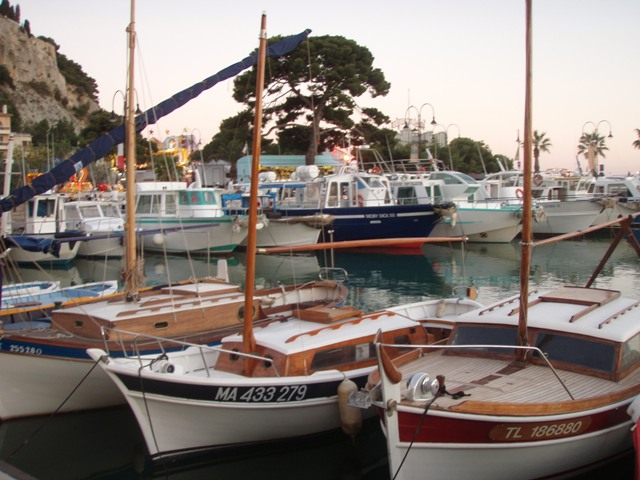 Cassis harbour