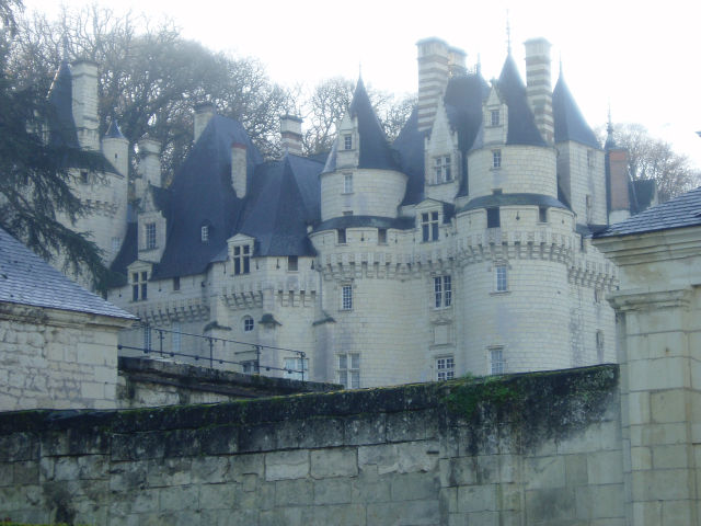 Chateau de la Belle au Bois Dormant