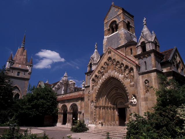 Vajdahunyad Church