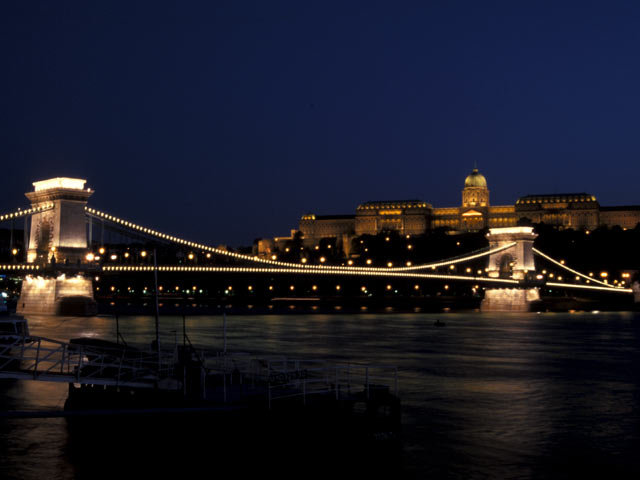 Chain bridge