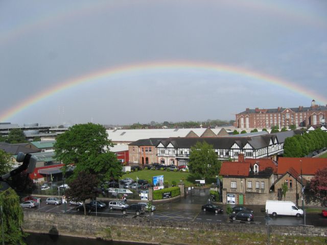 Arc-en-ciel à l'embouchure de la rivière Liffey