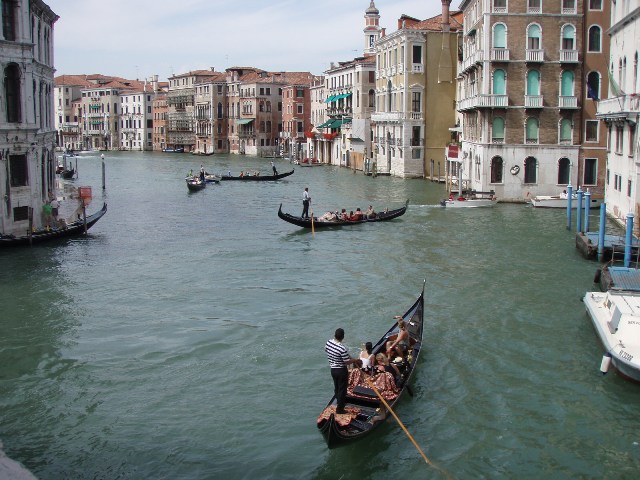 From Ponte di Rialto