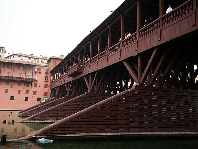 Ponte degli Alpini