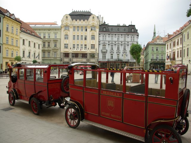 City tour vehicle