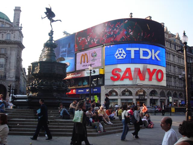 Piccadilly Circus