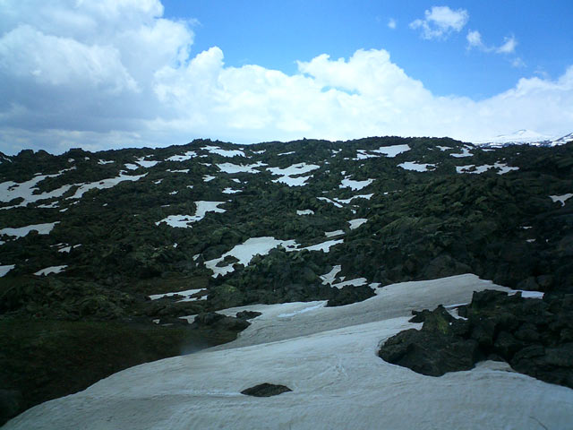 Between Lake Van and DogubeyazÄ±t