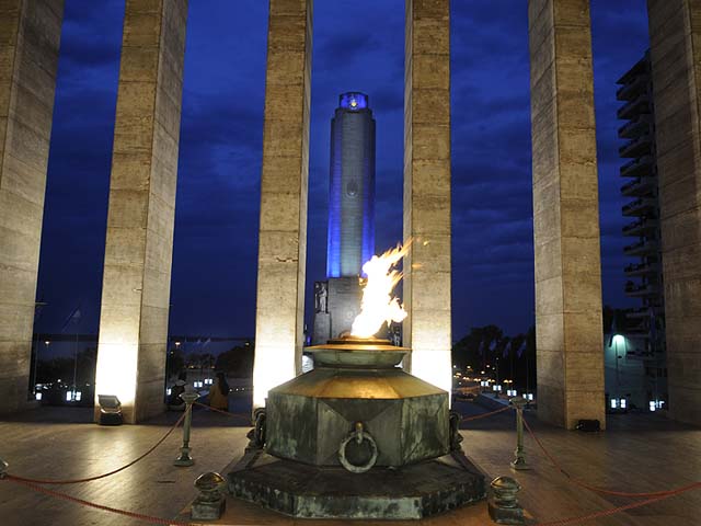 Monument to the flag