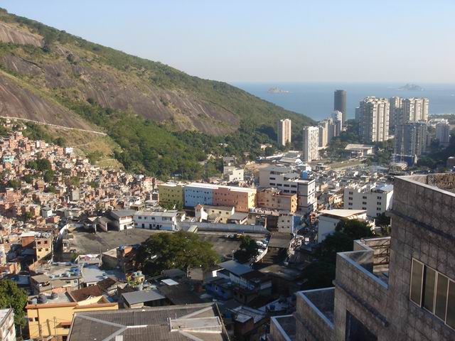 Rich suburb and Favela
