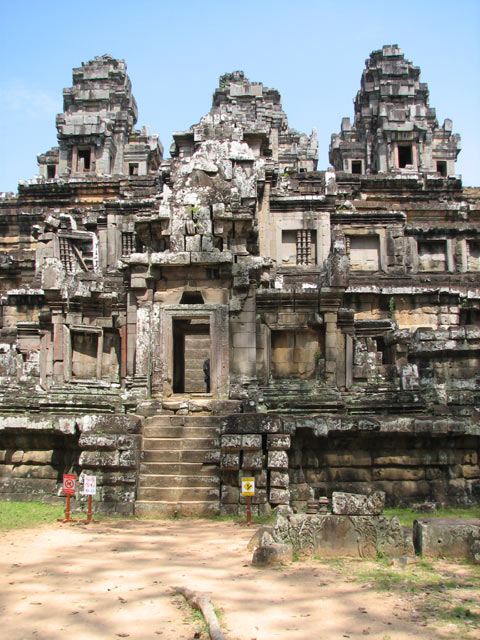 Ta Keo temple