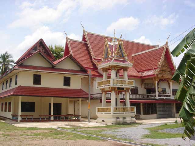 Ban Chiang Temple