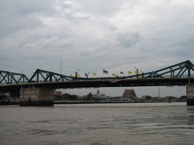 Memorial Bridge