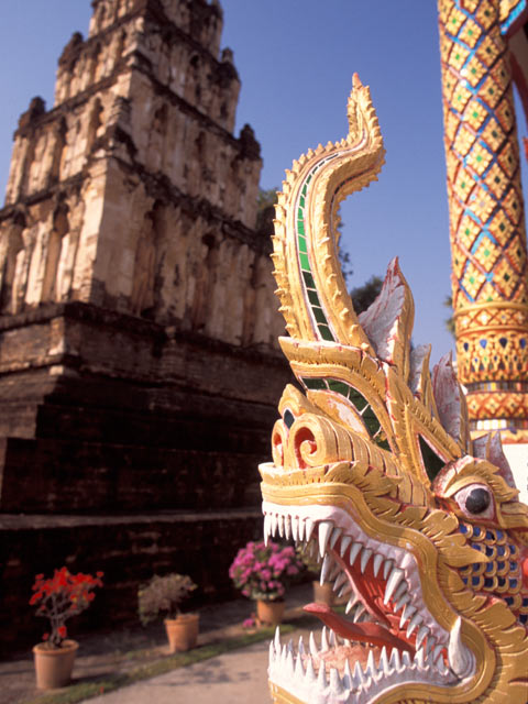 Wat Phra That Hariphunchai