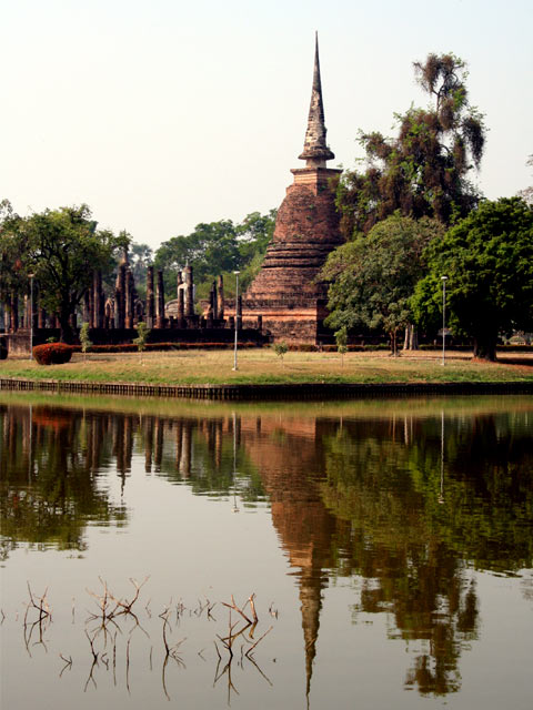 Wat Sa-Si on water