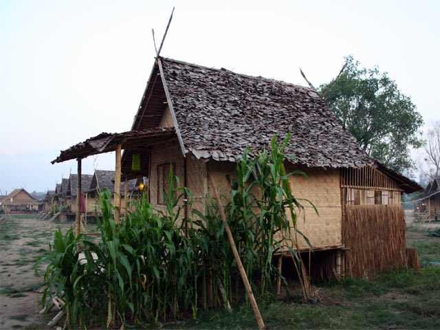 Huts Guesthouse