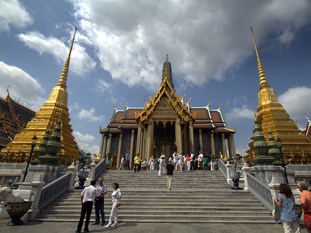 Prasat Phra Debidorn