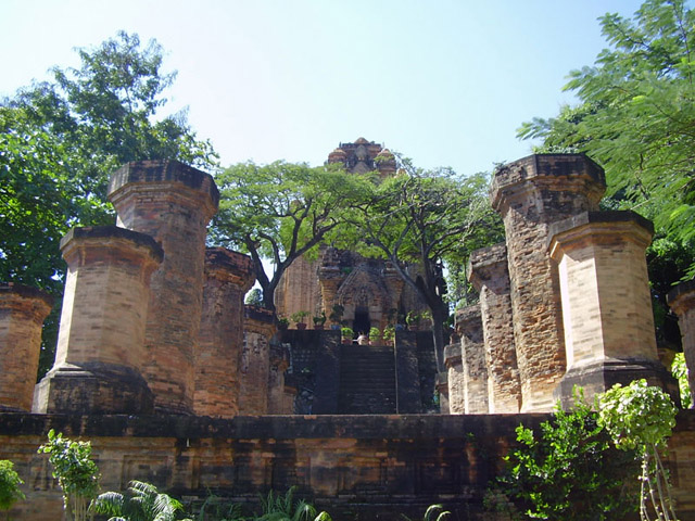 Thap Ba Ponagar