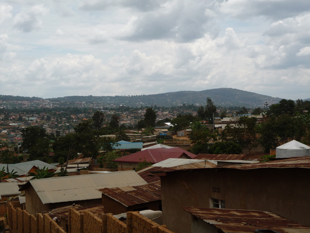 Vue de Kigali avec le Mont Kigali