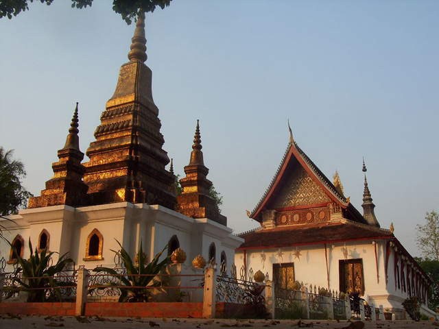 Wat That Luang Rasamahavihane