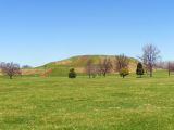 Monks Mound, Site historique d'Etat des Cahokia Mounds Monks Mound, Site historique d'Etat des Cahokia Mounds